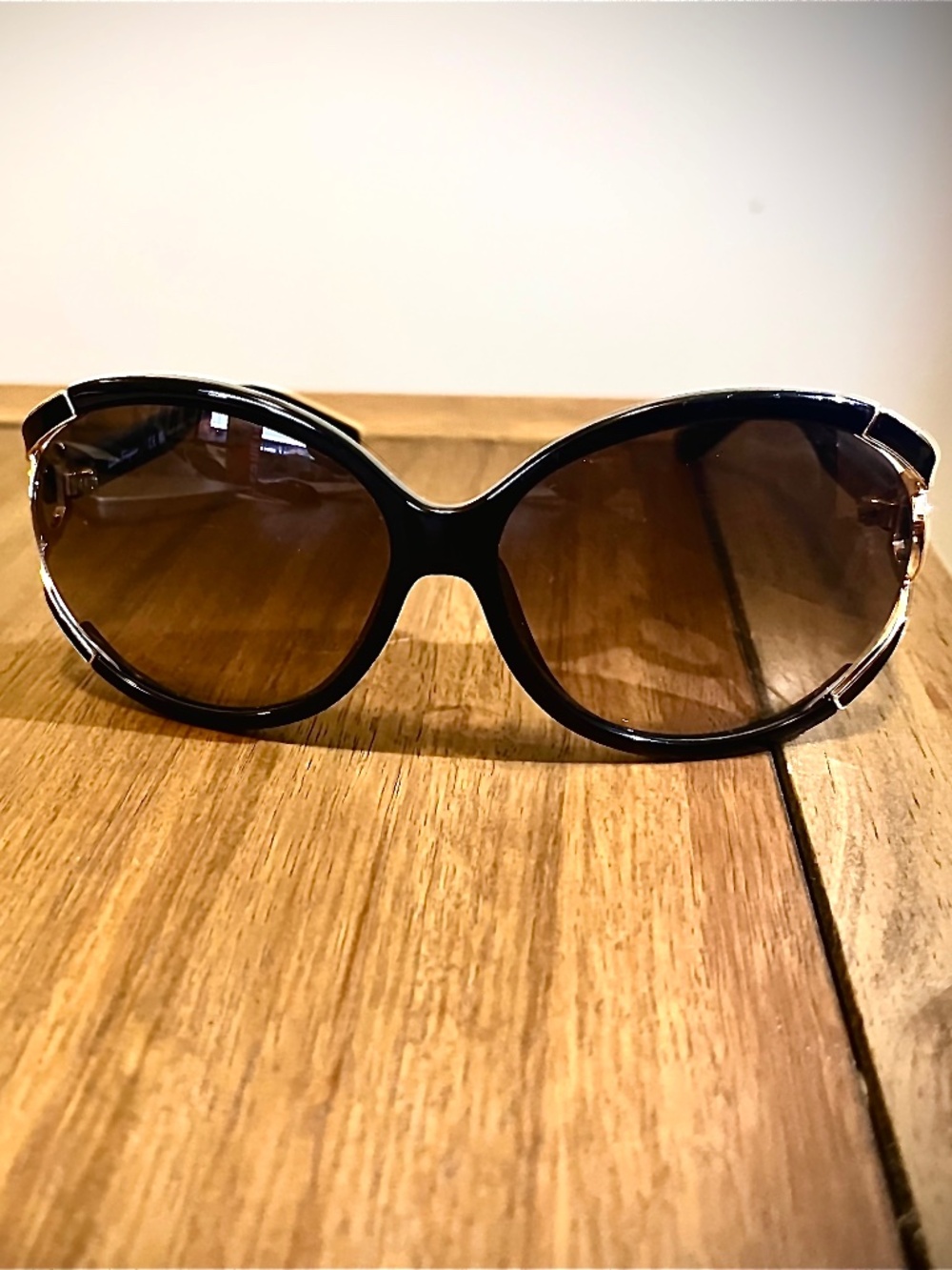 Salvatore Ferragamo SF600S Oversized Gancini Sunglasses
